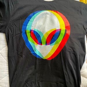alien head trippy 👽 t-shirt